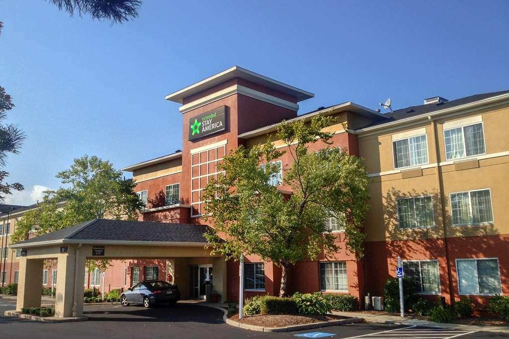 Extended Stay America Suites - Boston - Waltham - 32 4Th Ave Экстерьер фото