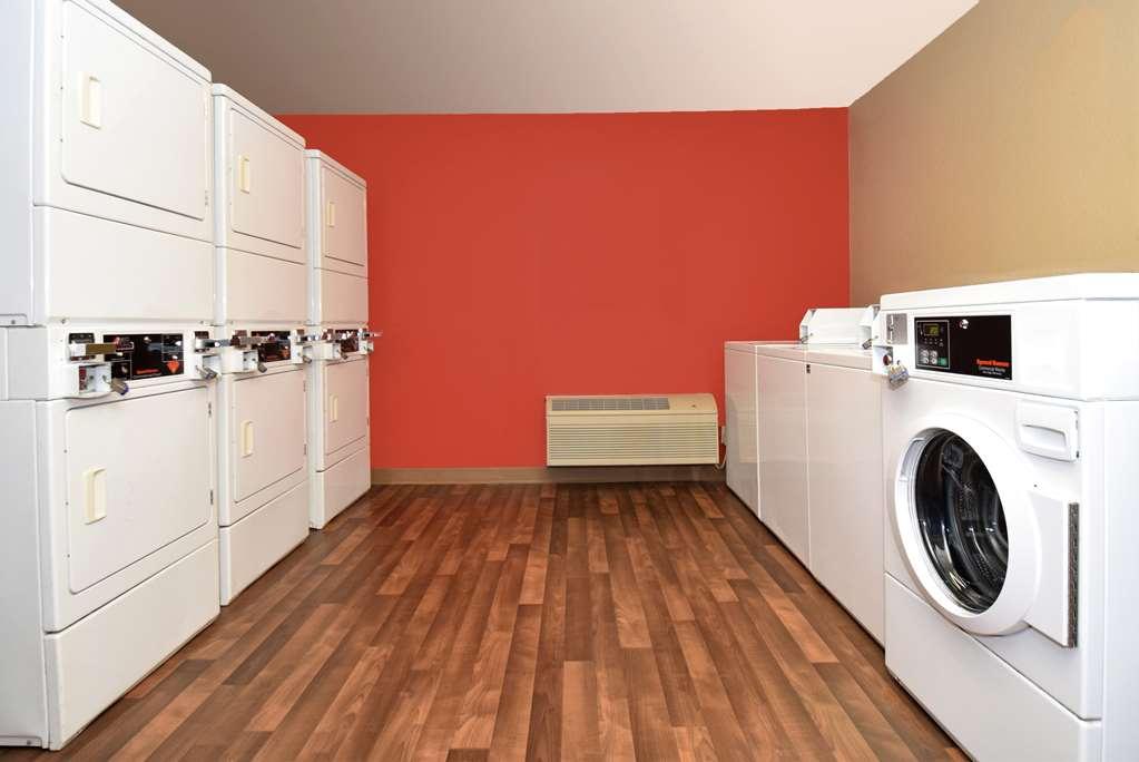 Extended Stay America Suites - Boston - Waltham - 32 4Th Ave Экстерьер фото