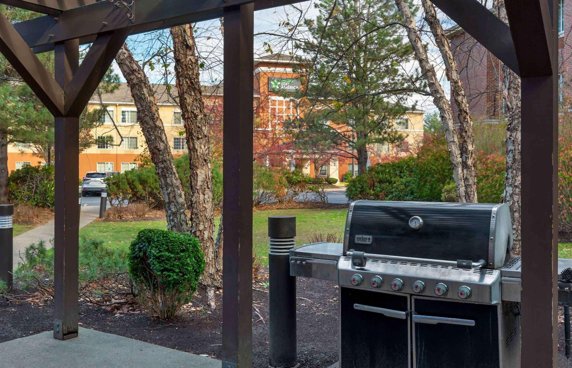 Extended Stay America Suites - Boston - Waltham - 32 4Th Ave Экстерьер фото