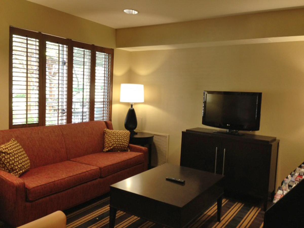 Extended Stay America Suites - Boston - Waltham - 32 4Th Ave Экстерьер фото